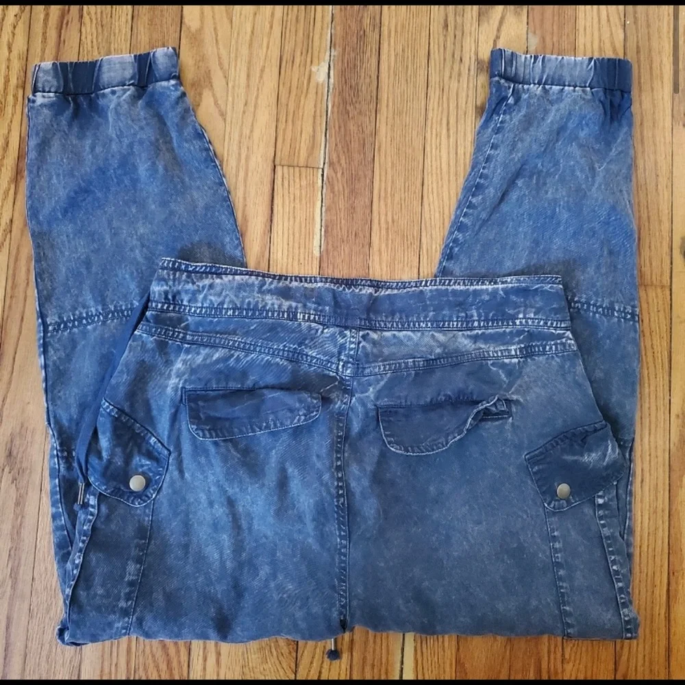 Young Fabulous and broke Acidwash Jogger - Picture 3 of 3